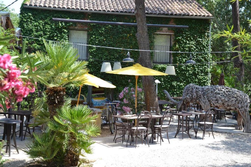 Hostellerie Le Paradou Лурмарен Екстериор снимка