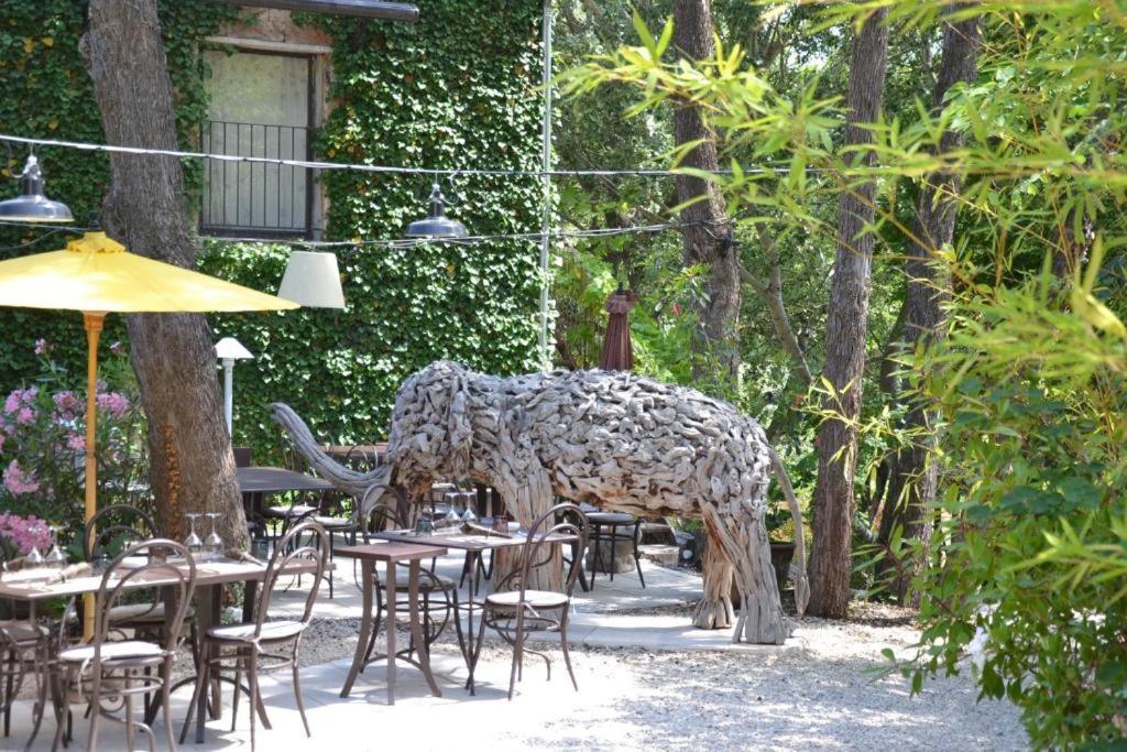 Hostellerie Le Paradou Лурмарен Екстериор снимка